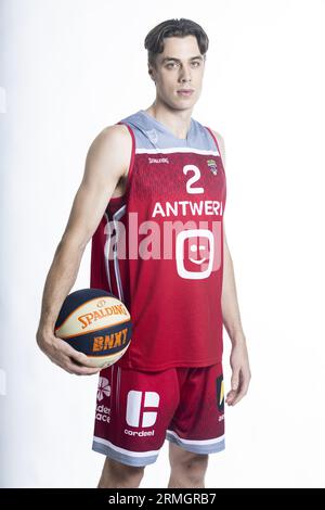Anvers, Belgique. 28 août 2023. Keevan Veinot d'Anvers pose lors d'une séance photo de l'équipe belge de basket-ball Antwerp Giants, devant la Ligue BNXT 2023-2024, lundi 28 août 2023 à Anvers. BELGA PHOTO TOM GOYVAERTS crédit : Belga News Agency/Alamy Live News Banque D'Images