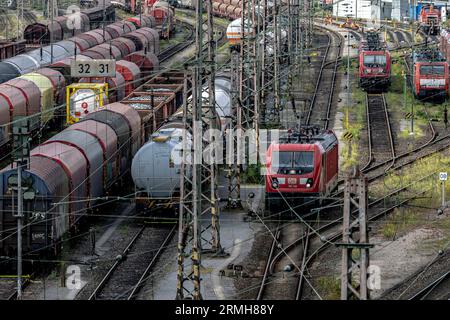 Hagen, Deutschland. 28 août 2023. Exploitation ferroviaire à la gare de fret de Hagen-Vorhalle à Hagen, 28 août 2023. Crédit : dpa/Alamy Live News Banque D'Images