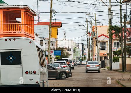 Une rue dans le centre-ville de Belize, Belize Banque D'Images