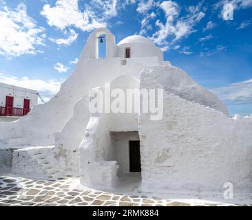 Église orthodoxe grecque des Cyclades blancs, Monastère de Panagia Paraportiani, Kastro, la vieille ville de Chora, la ville de Mykonos, Mykonos, Cyclades, Grèce Banque D'Images