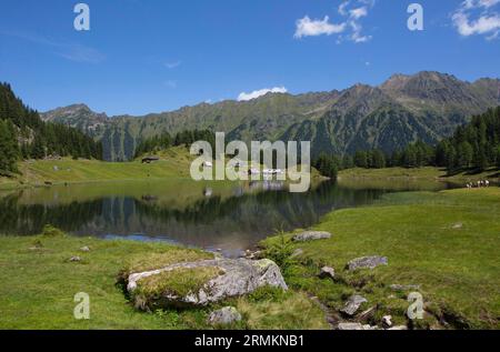 Autriche, Styrie, Schladming, Obertal, Duisitzkarsee, lac de montagne, Duisitzkarhuette, Fahrlechnerhuette, Schladminger Tauern Banque D'Images