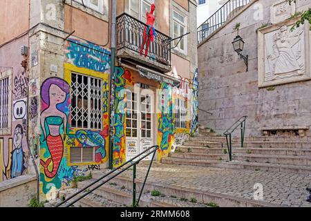 Portugal, Lisbonne, le plus célèbre hommage au graffiti de Fado à Lisbonne est le Fado Vadio, un mur situé dans les Escadinhas do Sao Cristovao dans la Quarte historique Banque D'Images