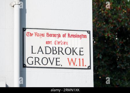 Ladbroke Grove, W11, le Royal Borough de Kensington et Chelsea, Londres. Panneau routier, panneau de rue Banque D'Images