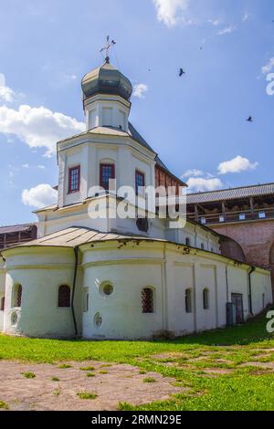 Novgorod Kremlin du 11e siècle, Église de l'intercession de la Vierge 17 cent Banque D'Images