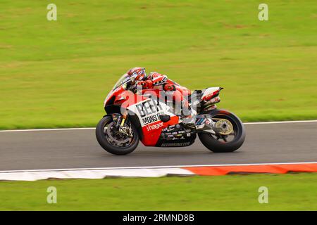 Week-end britannique Super Bike au Cadwell Park MSV 2023 Banque D'Images