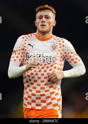 Sonny Carey de Blackpool lors du match de deuxième tour de la coupe Carabao au Molineux Stadium, Wolverhampton. Date de la photo : mardi 29 août 2023. Banque D'Images