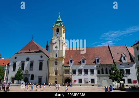 Bratislava, Slovaquie. 14 août 2023. Ancien hôtel de ville, un complexe de bâtiments du 14e siècle Banque D'Images