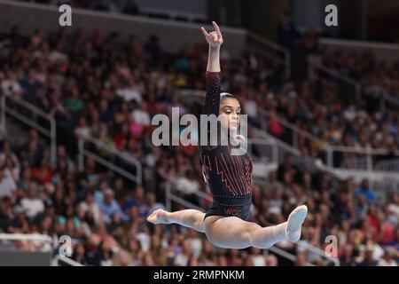 27 août 2023 : gymnaste Tiana Sumanasekera lors de la compétition senior féminine Day 2 aux Championnats américains de gymnastique 2023. La compétition se déroule au SAP Center de San Jose, en Californie. Melissa J. Perenson/CSM Banque D'Images