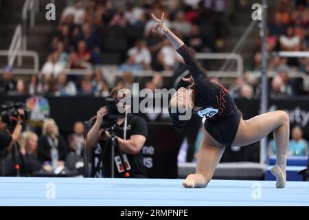 27 août 2023 : gymnaste Tiana Sumanasekera lors de la compétition senior féminine Day 2 aux Championnats américains de gymnastique 2023. La compétition se déroule au SAP Center de San Jose, en Californie. Melissa J. Perenson/CSM Banque D'Images