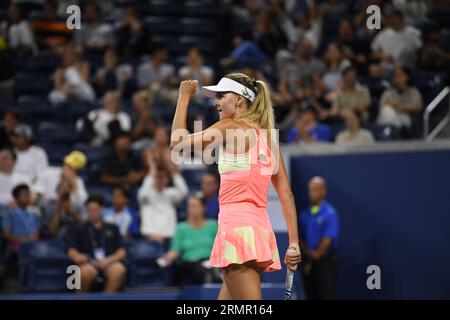 New York, États-Unis. 29 août 2023. La Belge Maryna Zanevska réagit lors d'un match de tennis entre la Belge Zanevska et la Belarus Sabalenka, au premier tour du simple féminin lors du tournoi de tennis US Open Grand Chelem 2023 à New York, USA, mardi 29 août 2023. BELGA PHOTO TONY BEHAR crédit : Belga News Agency/Alamy Live News Banque D'Images