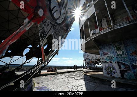 Anciens bâtiments d'écoutes téléphoniques américaines sur Teufelsberg à Grunewald Berlin Banque D'Images