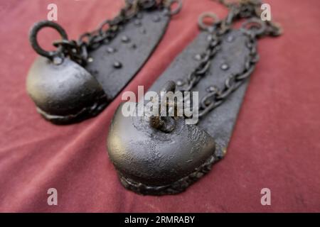 Détail des instruments médiévaux de torture de l'inquisition, histoire Banque D'Images