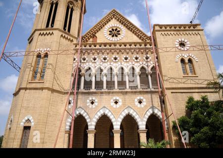 KARACHI, -- une photo prise le 28 septembre 2014 montre la vue de Frere Hall dans la ville portuaire de Karachi, au sud du Pakistan. Frere Hall est l'un des nombreux bâtiments restants de l'époque coloniale britannique qui existent encore à Karachi. Il a été construit en l'honneur de Sir Henry Bartle Edward Frere, qui était connu pour promouvoir le développement économique et faire du sindhi la seule langue officielle. )(cy) PAKISTAN-KARACHI-FRERE-HALL AhmadxKamal PUBLICATIONxNOTxINxCHN Karachi une photo prise LE 28 2014 septembre montre la vue de Frere Hall dans la ville portuaire pakistanaise du sud de Karachi Frere Hall EST l'un des NOMBREUX vestiges Buildi Banque D'Images