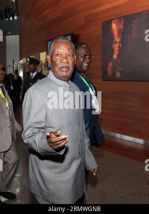 NAIROBI -- la photo de dossier prise le 30 janvier 2014 montre le président zambien Michael SATA assistant à la cérémonie d'ouverture de la 22e session ordinaire de l'Assemblée de l'Union africaine à Addis Abeba, en Éthiopie. Les médias privés locaux ont rapporté le 29 octobre 2014 que SATA est mort à Londres à 77 le 28 octobre 2014. Le cabinet zambien a confirmé sa mort. ) ZAMBIE-LUSAKA-MICHAEL SATA-DEATH MengxChenguang PUBLICATIONxNOTxINxCHN Nairobi le fichier photo prise LE 30 2014 janvier montre le président zambien Michael SATA assistant à l'ouverture de la 22e session ordinaire de l'Assemblée de l'Union africaine i. Banque D'Images