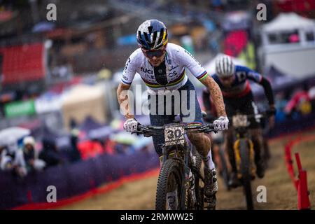 Le cycliste Thomas Pidcock lors de la coupe du monde de VTT UCI Cross-country à Vallnord en Andorre. (Photo CTK/Michal Cerveny) Banque D'Images