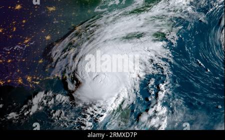 L'ouragan Idalia peu après avoir touché terre le mercredi matin 30 août 2023, près de Keaton Beach sur la côte du Golfe de Floride. (ÉTATS-UNIS) Banque D'Images