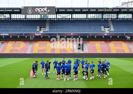 Prague, République tchèque. 30 août 2023. Joueurs du Dinamo Zagreb lors de la séance d'entraînement au Letna Stadium à Prague, République tchèque, le 30 août 2023. Avant le 2e match éliminatoire de l'UEFA Europa League entre Sparta Praha et Dinamo Zagreb. Photo : Marko Lukunic/PIXSELL crédit : Pixsell/Alamy Live News Banque D'Images