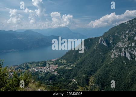 Breathtaking landscape when hiking around the lake Como in Italy Stock Photo