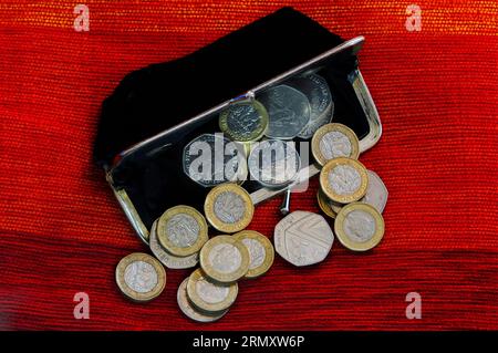 mesdames shabby sac à main et argent, sterling Banque D'Images
