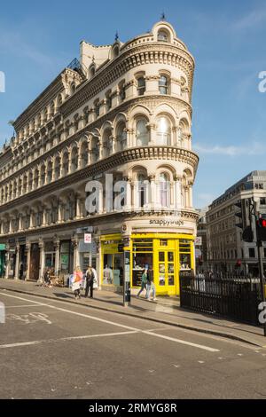 Snappy Snaps, Albert Buildings, Queen Victoria St, Londres, EC4, Angleterre, Royaume-Uni Banque D'Images