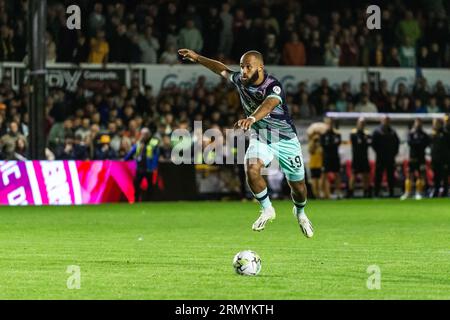 Rodney Parade, Newport, Royaume-Uni. 29 août 2023. EFL Carabao Cup football, comté de Newport contre Brentford ; l'attaquant de Brentford Bryan Mbeumo (19) prend un penalty dans la fusillade. Crédit : action plus Sports/Alamy Live News Banque D'Images