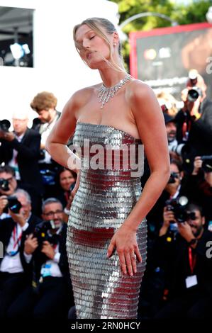 Toni Garrn BEI der Opening Ceremony mit der Premiere des Kinofilms 'Comandante' auf der Biennale di Venezia 2023 / 80. Internationale Filmfestspiele von Venedig im Palazzo del Cinema. Venedig, 30.08.2023 Banque D'Images