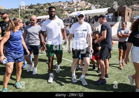 Lumio, France. 30 août 2023. Afrique du Sud joueur lors de la séance d'entraînement de l'équipe à Lumio, en Corse, sur l'île méditerranéenne française de Corse le 30 août 2023, avant la coupe du monde de rugby 2023 en France. Les champions du monde sud-africains de rugby poursuivent leur préparation en Corse, eux qui font de la Corse un pays hôte pour cette préparation à la coupe du monde. La Ligue Corse de Rugby avait prévu que les fans de ce sport se retrouvent à Lumio pour assister à l’entraînement des Springboks. Photo de Shootpix/ABACAPRESS.COM crédit : Abaca Press/Alamy Live News Banque D'Images