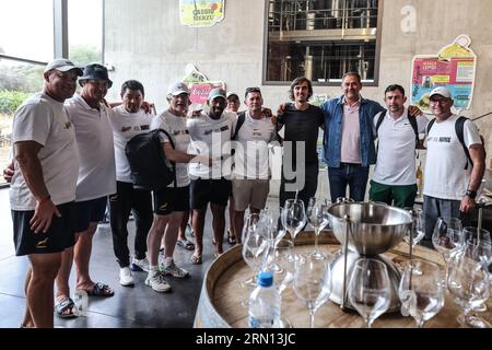 Lumio, France. 30 août 2023. Afrique du Sud joueur lors de la séance d'entraînement de l'équipe à Lumio, en Corse, sur l'île méditerranéenne française de Corse le 30 août 2023, avant la coupe du monde de rugby 2023 en France. Les champions du monde sud-africains de rugby poursuivent leur préparation en Corse, eux qui font de la Corse un pays hôte pour cette préparation à la coupe du monde. La Ligue Corse de Rugby avait prévu que les fans de ce sport se retrouvent à Lumio pour assister à l’entraînement des Springboks. Photo de Shootpix/ABACAPRESS.COM crédit : Abaca Press/Alamy Live News Banque D'Images