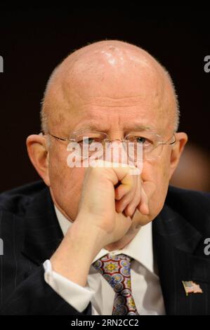 James Clapper, directeur du renseignement national des États-Unis témoigne devant le Comité des services armés du Sénat sur les menaces mondiales au Capitol Hill à Washington D.C., capitale des États-Unis, le 26 février 2015. ) US-WASHINGTON D.C.-WORLD THREATS-HEARING BaoxDandan PUBLICATIONxNOTxINxCHN James Clapper Directeur du renseignement national témoigne devant le Comité des services armés DU Sénat SUR LES menaces mondiales AU Capitole à Washington D C capitale des États-Unis Feb 26 2015 U.S. Washington D C World Threats Hearing PUBLICATIONxNOTxINxCHN Banque D'Images