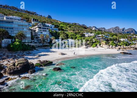 Vue aérienne de la plage de Clifton à Cape Town, Western Cape, Afrique du Sud Banque D'Images