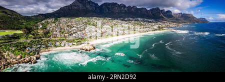 Vue aérienne de Maiden's Cove Tidal Pool à Clifton, Cape Town, Afrique du Sud Banque D'Images