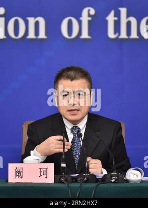 (150309) -- BEIJING, le 9 mars 2015 -- Kan Ke, directeur adjoint de la Commission des affaires législatives du Comité permanent de l'Assemblée populaire nationale (NPC), prend la parole lors d'une conférence de presse sur le projet de révision de la loi législative à Beijing, capitale de la Chine, le 9 mars 2015.) (Yxb) (DEUX SESSIONS) CHINE-BEIJING-NPC-LÉGISLATION LAW-PRESS CONFERENCE (CN) LixXin PUBLICATIONxNOTxINxCHN Beijing Mars 9 2015 CH Ke Directeur adjoint de la Commission des affaires législatives du Congrès national des célébrités S NPC Thing Committee parle LORS D'une conférence de presse sur le projet de révision à la Banque D'Images