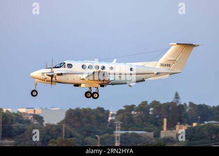 United States Air Force Beech C-12D Huron (A200CT) (REG : 83-0495) dans un schéma mis à jour sans le nez bleu et les moteurs. Banque D'Images