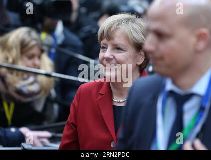 (150319) -- BRUXELLES, le 19 mars 2015 -- la chancelière allemande Angela Merkel arrive au siège du Conseil européen avant le sommet de l'Union européenne (UE) à Bruxelles, Beglium, le 19 mars 2015. BELGIQUE-BRUXELLES-UE-SOMMET YexPingfan PUBLICATIONxNOTxINxCHN Bruxelles Mars 19 2015 Allemagne S la chancelière Angela Merkel arrive AU siège du Conseil européen avant le Sommet de l'Union européenne à Bruxelles Beglium Mars 19 2015 Belgique Bruxelles Sommet de l'UE PUBLICATIONxNOTxINxCHN Banque D'Images