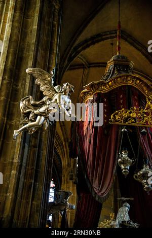 Mausolée royal à St. Cathédrale Vitus à Prague, République tchèque. Banque D'Images