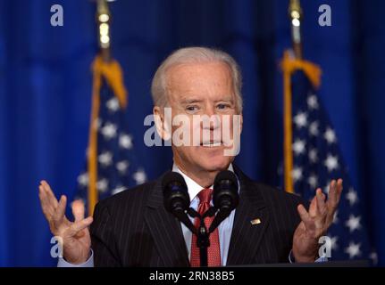 140509 -- le 9 avril 2015 -- le vice-président américain Joe Biden prononce un discours sur la politique américaine en Irak avant la visite du Premier ministre irakien Haider al-Abadi, à l'Université de la Défense nationale, Washington D.C., le 9 avril 2015. Biden a déclaré jeudi que les frappes aériennes dirigées par les États-Unis ont aidé les forces irakiennes à arrêter l'offensive du groupe extrémiste État islamique EI dans le pays arabe, avec son aura d'invincibilité percée. U.S.-WASHINGTON D.C.-BIDEN-IRAK YinxBogu PUBLICATIONxNOTxINxCHN Banque D'Images