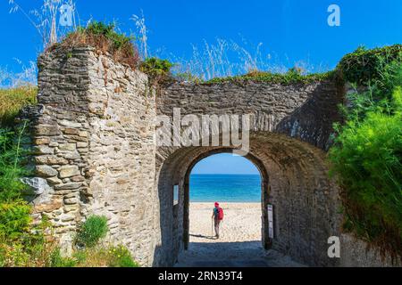 France, Morbihan, Belle Ile en Mer, Locmaria, randonnée sur le GR® 340-Tour de Belle-Ile-en-Mer, Plage des Grands Sables Banque D'Images