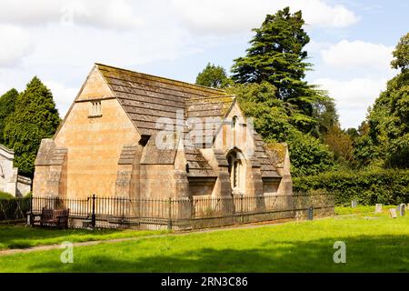 Le mausolée de Dysart dans le cimetière de l'église Saint-Jean-Baptiste, village de Buckminster. Banque D'Images