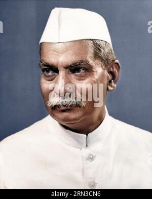 Rajendra Prasad, ancien président de la République de l'Inde. Cette image a été signée par Rajendra Prasad et envoyée à Walter Nash (ancien Premier ministre néo-zélandais) i. Banque D'Images