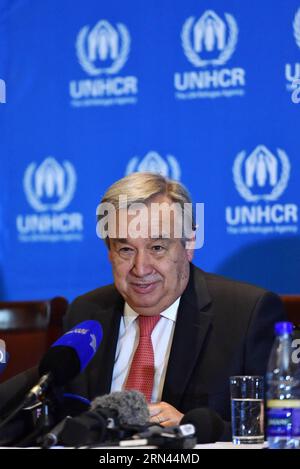 (150506) -- NAIROBI, le 6 mai 2015 -- le Haut Commissaire des Nations Unies pour les réfugiés Antonio Guterres s'entretient avec des journalistes lors d'une conférence de presse à Nairobi, Kenya, le 6 mai 2015. Antonio Guterres, chef de l'agence des Nations Unies pour les réfugiés, a appelé mercredi les agences multilatérales à investir dans les programmes sociaux et les infrastructures physiques en Somalie afin de faciliter le retour des réfugiés dans la Corne de l'Afrique. KENYA-NAIROBI-un-REFUGIES-CONFERENCE DE PRESSE SunxRuibo PUBLICATIONxNOTxINxCHN Nairobi Mai 6 2015 le Haut Commissaire des Nations Unies pour les réfugiés Antonio Guterres s'adresse à des journalistes lors d'un congrès de presse Banque D'Images