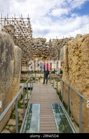 Ggantija, Gozo Island, Malte - 15 avril 2023 : Ġgantija est un complexe de temples mégalithiques de l'époque néolithique sur l'île de Gozo à Malte, touristique Banque D'Images