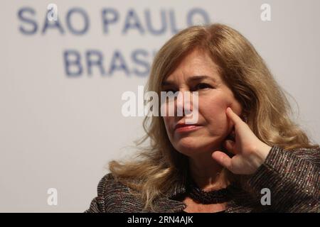 (150514) -- SAO PAULO, le 14 mai 2015 -- Denise Paravina, présidente de l'Association brésilienne des marchés financiers et financiers (ANBIMA), participe au 25e Sommet mondial des femmes 2015, à Sao Paulo, Brésil, le 14 mai 2015. Le 25e Sommet mondial des femmes 2015 se tient à Sao Paulo, au Brésil, du 14 au 16 mai sous le slogan femmes créatives, économies créatives . Rahel Patrasso) (fnc) SOMMET BRÉSIL-SAO PAULO-POLITIQUE-GLOBAL FEMMES e RahelxPatrasso PUBLICATIONxNOTxINxCHN 150514 Sao Paulo Mai 14 2015 Denise Présidente de l'Association brésilienne des marchés financiers et de capitaux prend P Banque D'Images