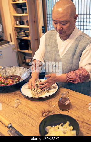 Netflix star cuisine nonne Jeong Kwan, ermitage Chunjinam au temple Baekyangsa, temple principal de l'ordre Jogye du bouddhisme coréen, Bukha-myeon Banque D'Images