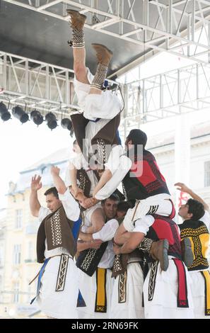 (150716) -- ZAGREB, 16 juillet 2015 -- des participants portugais se produisent lors du 49e Festival international de folklore à Zagreb, capitale de la Croatie, le 16 juillet 2015.) CROATIE-ZAGREB-FESTIVAL FOLKLORIQUE MisoxLisanin PUBLICATIONxNOTxINxCHN 150716 Zagreb juillet 16 2015 des participants du Portugal se produisent lors du 49e Festival International folklorique à Zagreb capitale de la Croatie juillet 16 2015 Croatie Zagreb Festival folklorique MisoxLisanin PUBLICATIONxNOTxINxCHN Banque D'Images