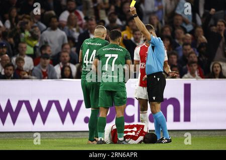 AMSTERDAM - (lr) Marcel Heister de PFK Ludogorets 1945, Caio Vidal Rocha de PFK Ludogorets 1945, Carlos Forbes d'Ajax, Devyne Rensch d'Ajax, arbitre Ivan Kruzliak lors du match de play-offs de l'UEFA Europa League entre l'Ajax Amsterdam et le PFC Ludogorets dans la Johan Cruyff Arena le 31 août 2023 à Amsterdam, pays-Bas. ANP MAURICE VAN STONE Banque D'Images