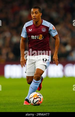 31 août 2023 ; Villa Park, Birmingham, West Midlands, Angleterre; UEFA Europa Conference League football, Aston Villa contre Hibernian ; Youri Tielemans d'Aston Villa Banque D'Images