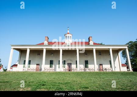 Mt VERNON, Alexandria, va — la demeure historique de George Washington, le premier président des États-Unis, est préservée à Alexandria. Ce domaine emblématique met en valeur la vie et l'héritage de Washington et reste un symbole durable du leadership et du patrimoine américains. Banque D'Images