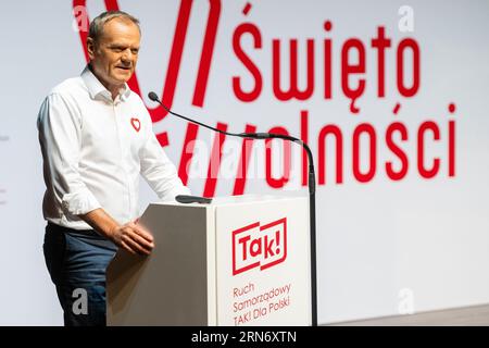 Gdansk, Pologne. 31 août 2023. Donald Tusk vu lors de la réunion du mouvement gouvernemental local «Oui pour la Pologne» au Centre européen de solidarité à Gdansk. Crédit : SOPA Images Limited/Alamy Live News Banque D'Images