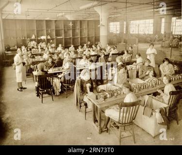 Usine de vêtement début des années 1900, Garment Workers Banque D'Images