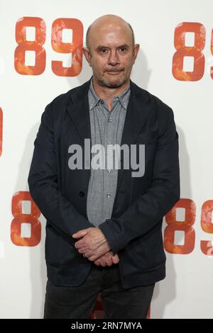 Londres, Royaume-Uni. 08 novembre 2017. Nick Hornby assiste à la première mondiale de '89' à l'Odeon Holloway à Londres. (Photo Fred Duval/SOPA Images/Sipa USA) crédit : SIPA USA/Alamy Live News Banque D'Images